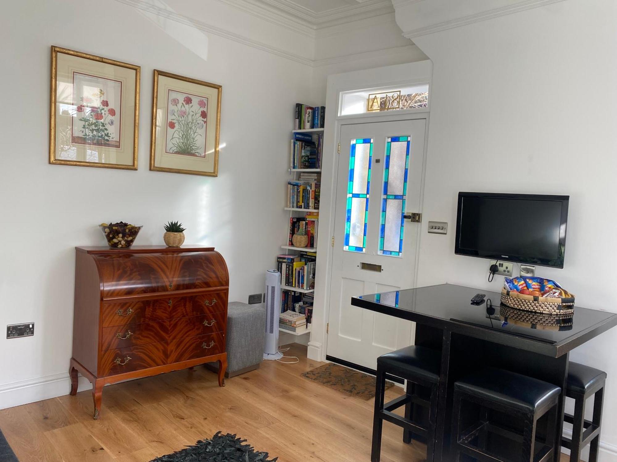 Interior Designed Flat Near Kew Botanical Gardens Apartment London Exterior photo